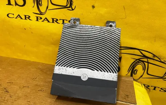 Peugeot 2008 II Sound amplifier L1TT-18T806-AA L1TT18T806AA