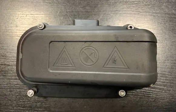 BMW 5 F10 F11 Fuse box cover 7555189
