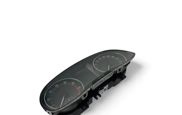 Skoda Fabia Mk1 (6Y) Speedometer (instrument cluster) 6V0920740A