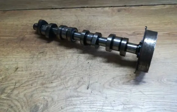 Skoda Octavia Mk1 (1U) Camshaft 