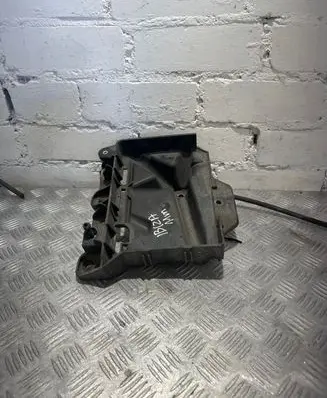Battery box tray