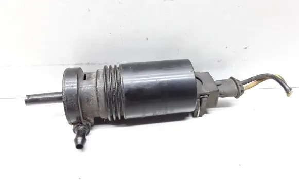 Volvo XC90 Headlight washer pump 1012458