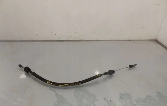 Opel Astra G Throttle cable 