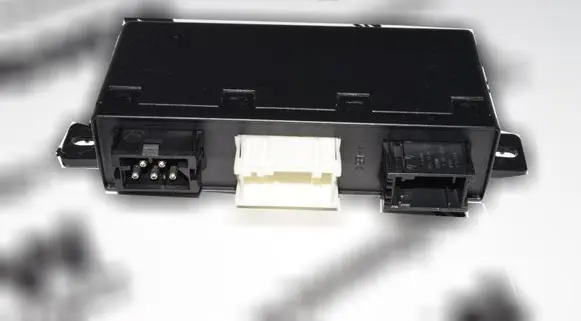 BMW 5 E39 Door control unit/module 6904254