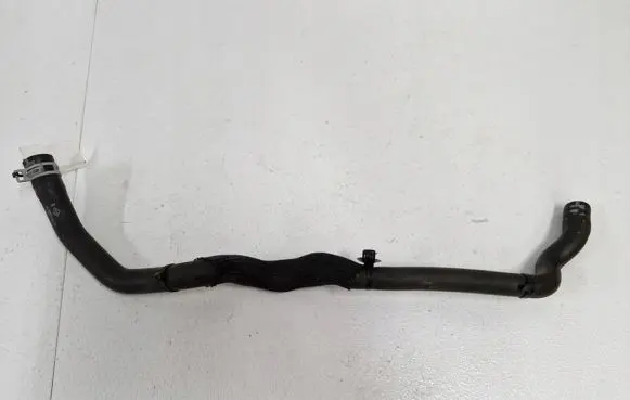 Renault Captur II Engine coolant pipe/hose 217413207R