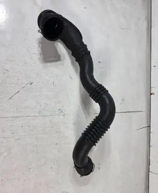 Opel Astra J Intercooler hose/pipe 13265281