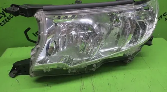 Toyota Land Cruiser (J150) Headlight/headlamp