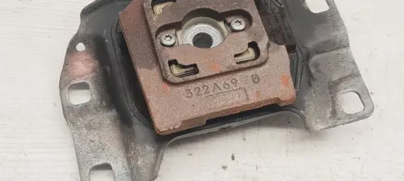 Ford C-MAX II Gearbox mount V617M121