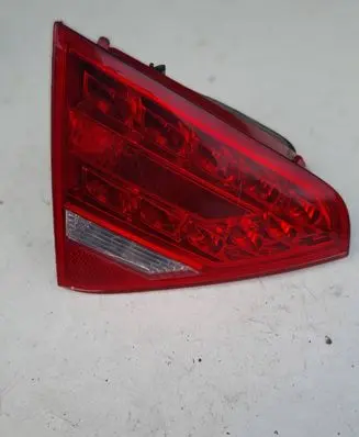 Audi A5 8T 8F Tailgate rear/tail lights A0484 8T0945093A