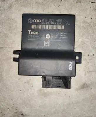 Audi A6 S6 C6 4F Gateway control module 4F0907468D 4F0910468A