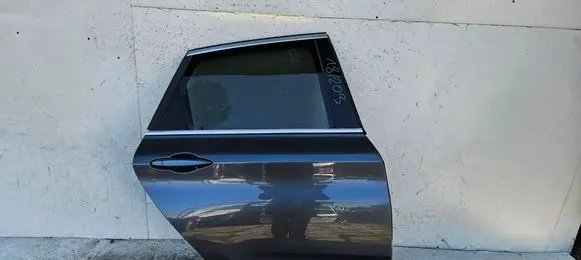 BMW 2 F45 Rear door 