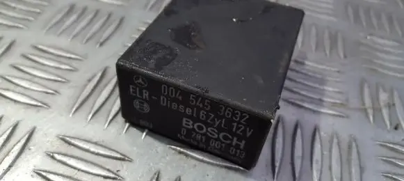 Mercedes-Benz E W124 Other relay 0045453632 0281001013