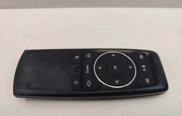 Chrysler Pacifica Head unit multimedia control 68239853AB
