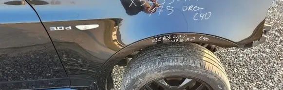 BMW X3 E83 Fender