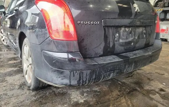 Peugeot 308 SW Front bumper