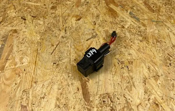 Mini Cooper F57 Coolant fan relay 9207913