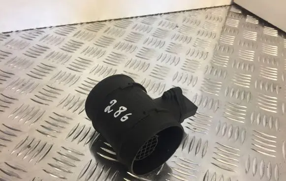 Audi A2 Mass air flow meter 8Z0906461 286