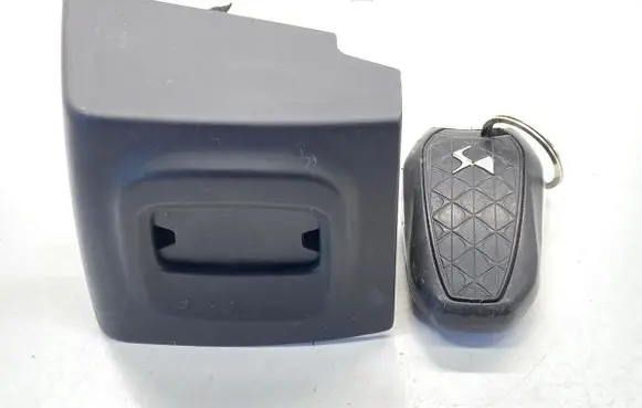 Citroen DS5 Ignition lock 9676427477