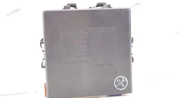 Lexus LS 460 - 600H Tire pressure control unit 8976050021