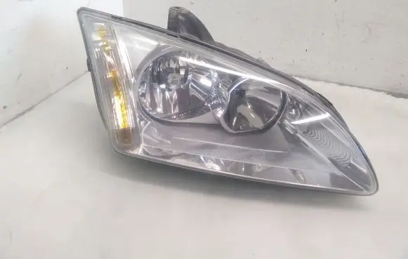 Ford Focus Headlight/headlamp