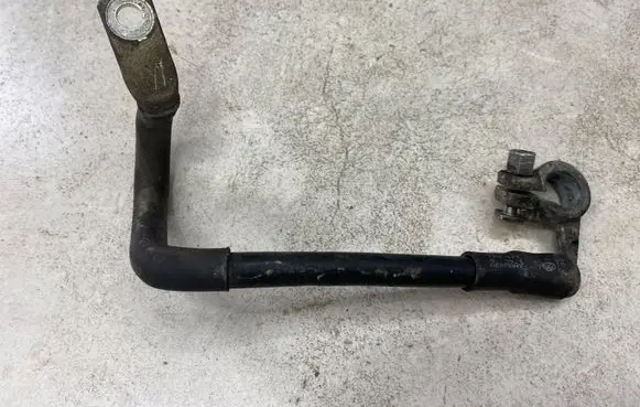 Volkswagen PASSAT B6 Negative earth cable (battery) 1T0971235A