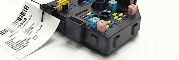 Chevrolet Captiva Relay mounting block 95142064