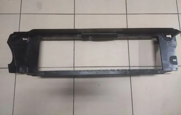 Peugeot 308 Intercooler air channel guide 9819359077