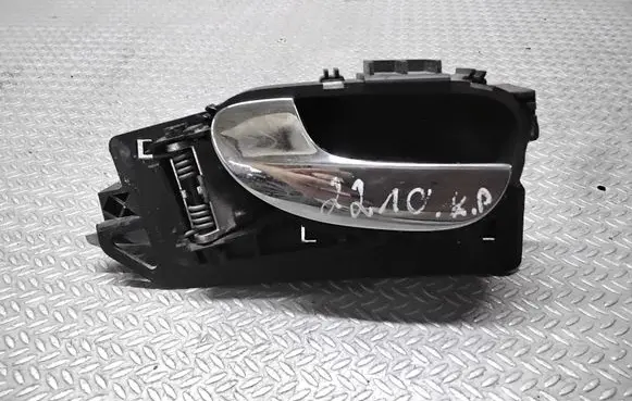 Peugeot 307 Front door interior handle 9643604577