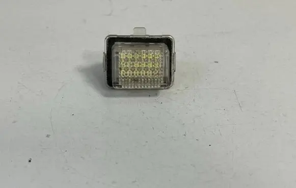 Mercedes-Benz S W221 Number plate light