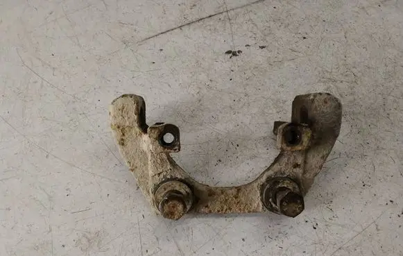 BMW X5 E53 Brake caliper pad carrier rear