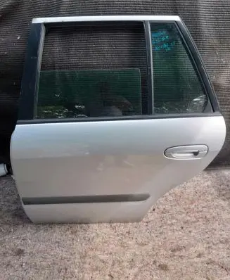 Mazda 626 Rear door