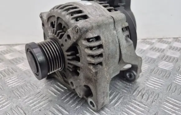 BMW 3 F30 F35 F31 Generator/alternator 7605060 14V170A 1042106333