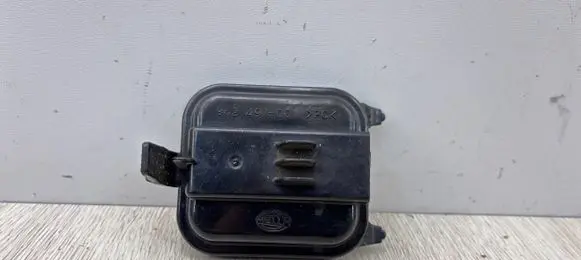 Volkswagen Polo III 6N 6N2 6NF Headlight/headlamp dust cover 962497-00