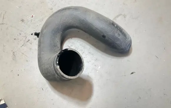 Land Rover Range Rover Sport L494 Intercooler hose/pipe CPLA6K683CA 3114D05WB