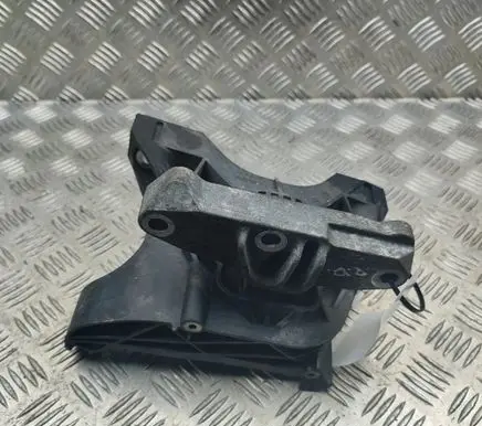 Toyota ProAce City Engine mount bracket SU001B0436
