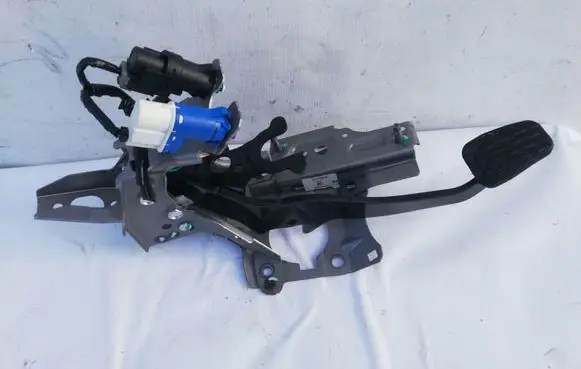 Ford Ecosport Brake pedal