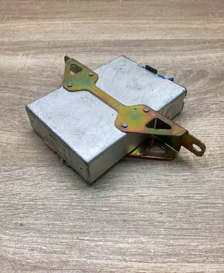 BMW 5 E34 Cruise control unit/module 1388043 412212005