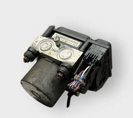 Toyota Avensis T250 ABS Pump 0265800382