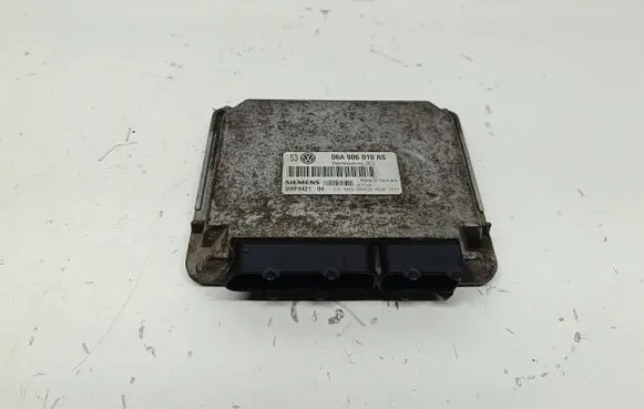 Volkswagen Golf IV Engine control unit/module 06A906019AS 5WP442104