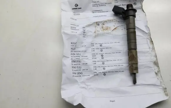 BMW 1 E82 E88 Fuel injector 0445116001