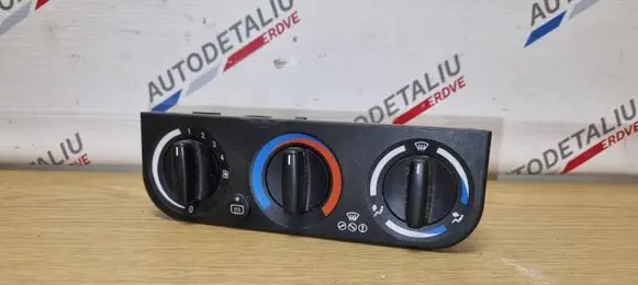 BMW 3 E36 Climate control unit 8362782