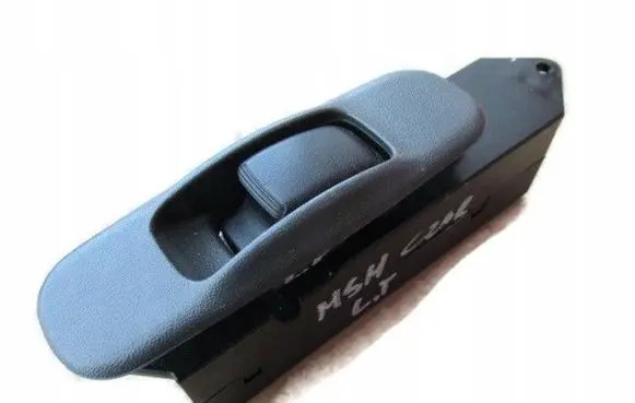 Mitsubishi Pajero Sport I Electric window control switch