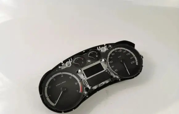 Iveco Daily 6th gen Speedometer (instrument cluster) 5801815717