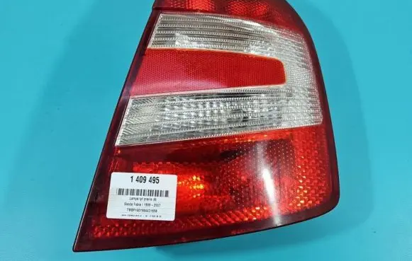 Skoda Fabia Mk1 (6Y) Rear/tail lights 6Y6945096D IMPRK1409495