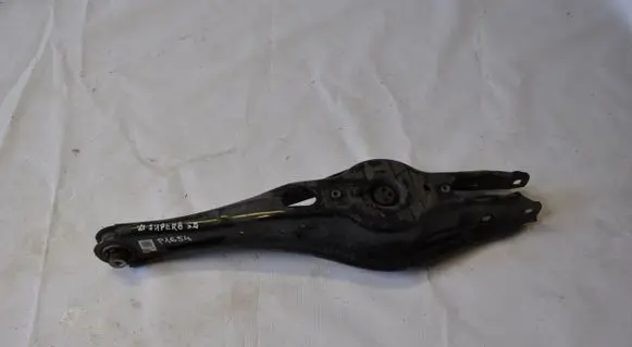 Skoda Superb B8 (3V) Rear upper control arm/wishbone 3Q0505371E