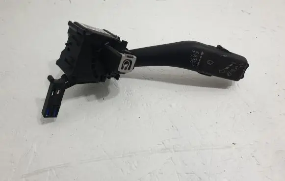 Skoda Octavia Mk2 (1Z) Wiper control stalk 1K0953519J