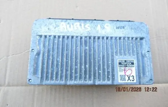 Toyota Auris E180 Engine control unit/module 896610ZM30 MB2756005370