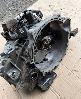 KIA Sportage Manual 6 speed gearbox 4311132300