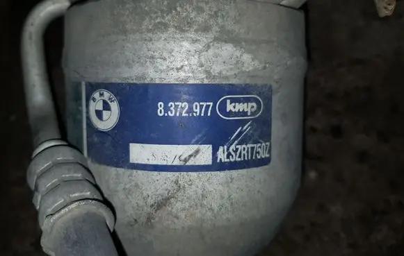 BMW 3 E36 Air conditioning (A/C) air dryer 8372977
