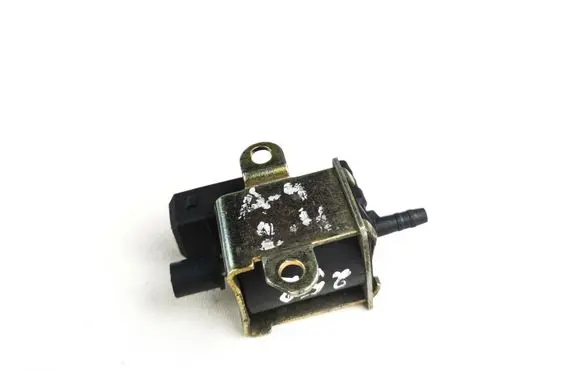 Audi A6 S6 C5 4B Turbo solenoid valve 026906283h 72161000